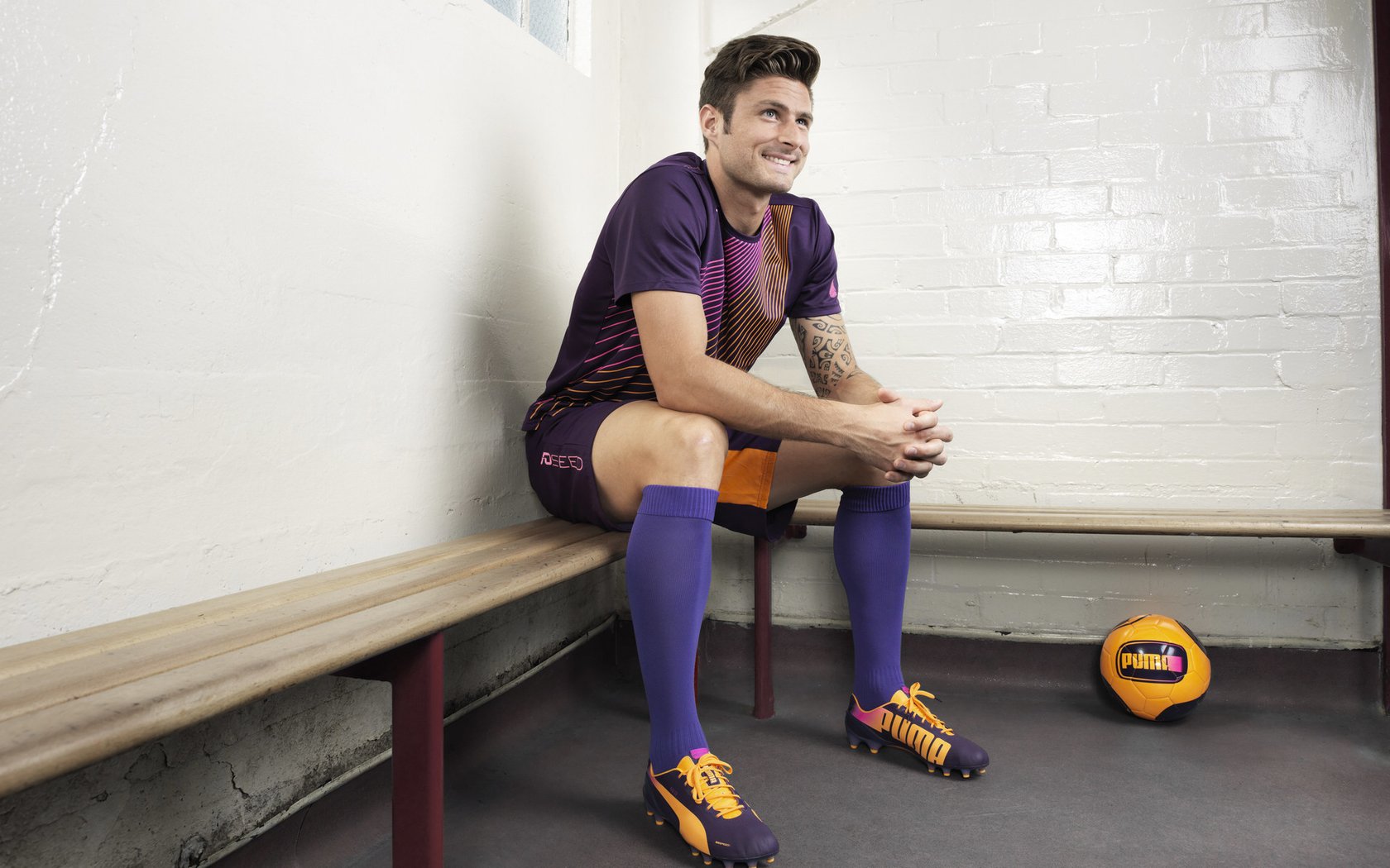 全球首届机器人竞技大赛落幕，智能科技掀起体育新浪潮